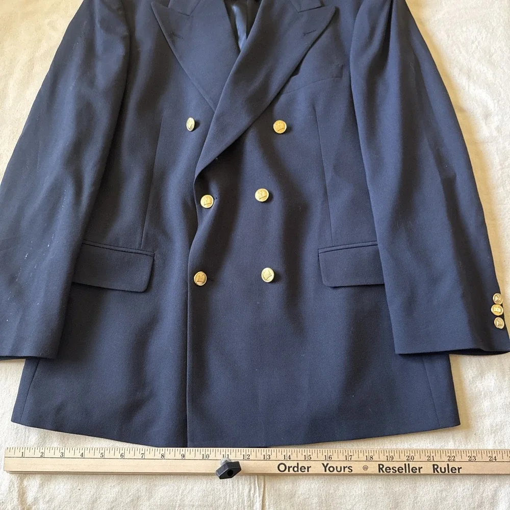 Brooks Brothers Double Breasted Blazer Mens 43R Navy Blue Gold Crest Buttons USA